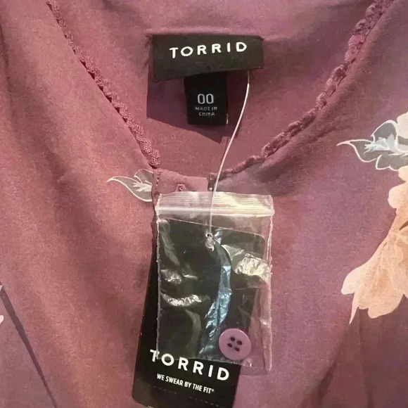 Torrid Lexie Tank Tunic Hi Low Georgette Babydoll
Cami Purple Floral Size 00 - Picture 3 of 4